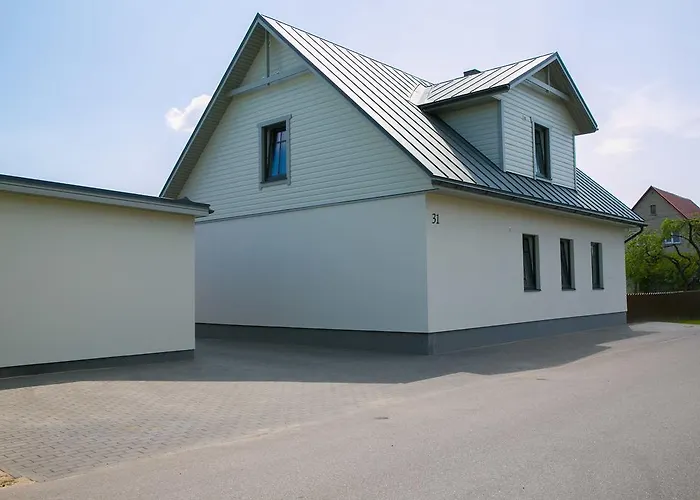 公寓 Lubja 派尔努